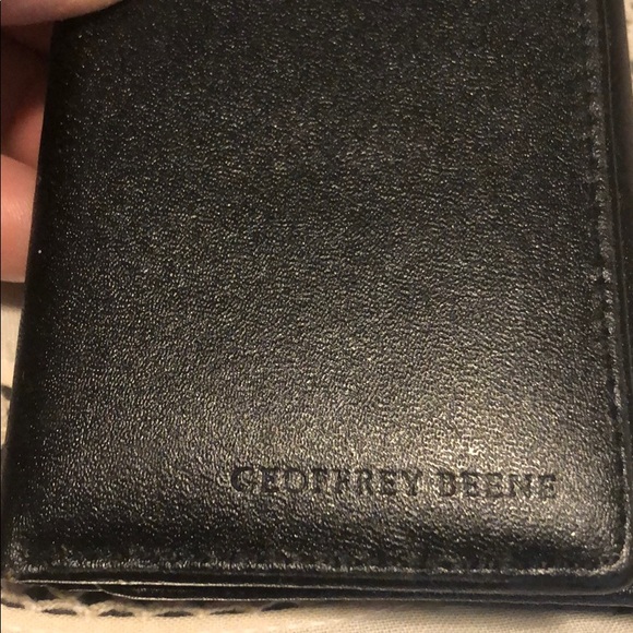 Used men’s wallets by Geoffrey Beene - Picture 6 of 8